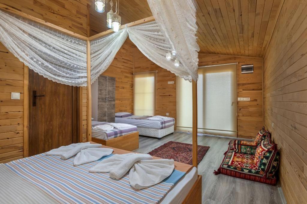 Appartamento Flora Pansiyon Cirali Kemer Esterno foto