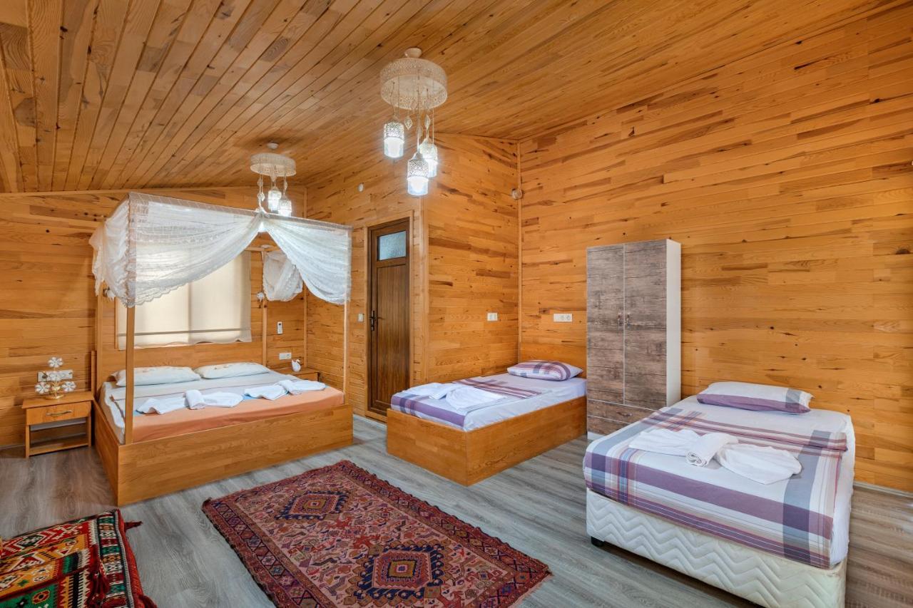 Appartamento Flora Pansiyon Cirali Kemer Esterno foto